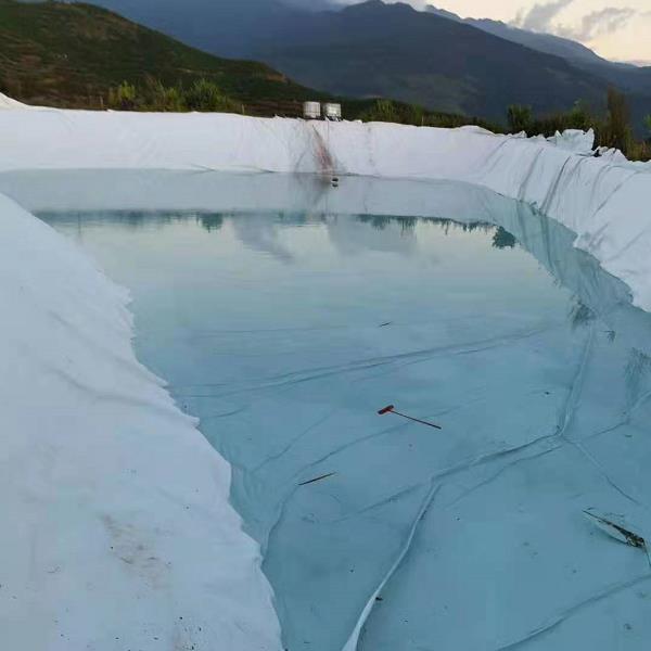 玉溪冰糖橙种植区复合土工膜应用